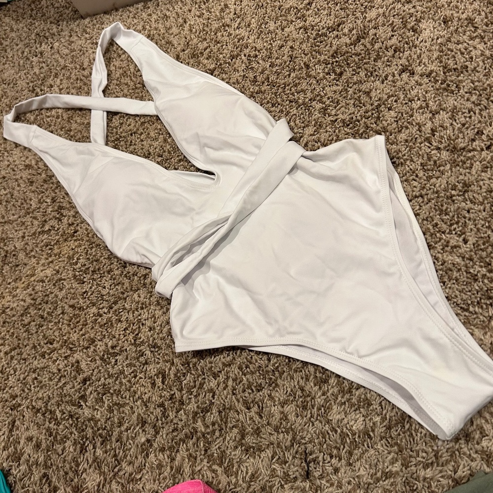 NWOT White Tie One Piece Bikini